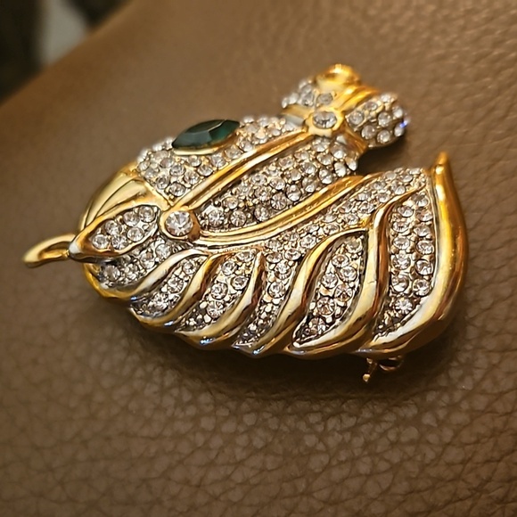 Vintage Rhinestone Horse Head Castlecore Brooch - Picture 4 of 5